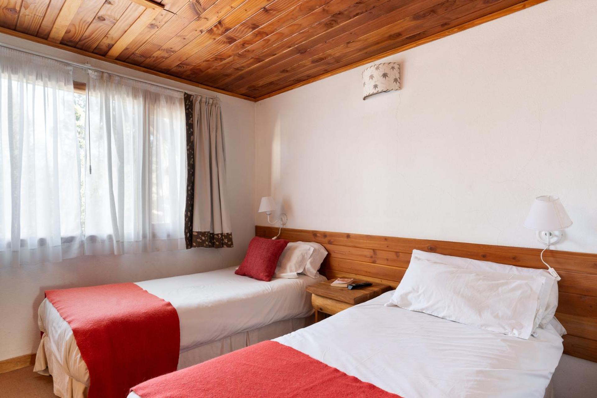 Two-Bedroom Apartment,1543006840:JPEG